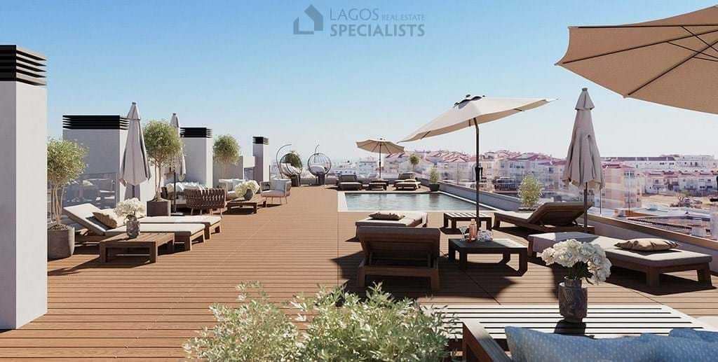 Rooftop pool
