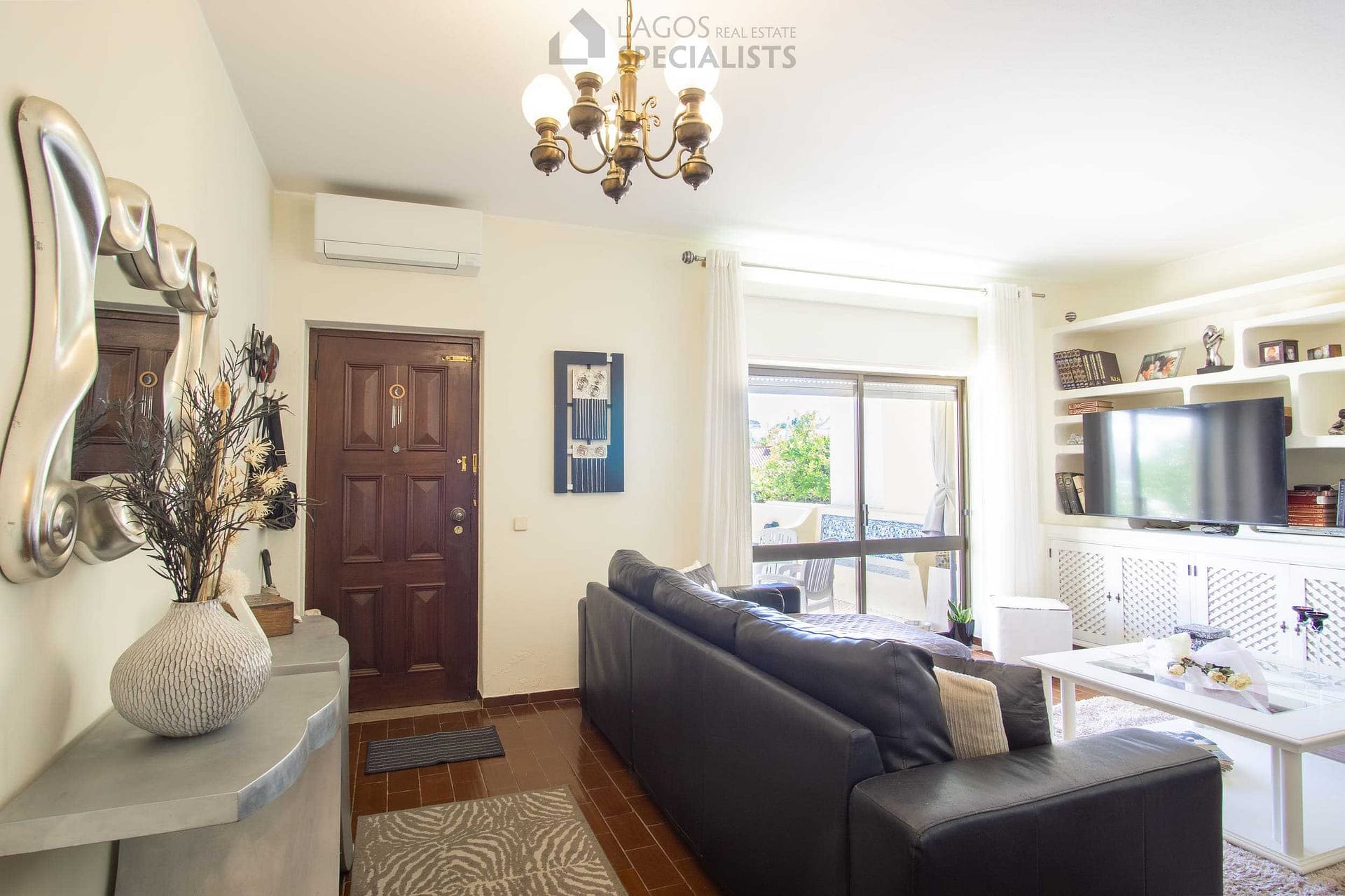 lagos-townhouse-for-sale-living-room