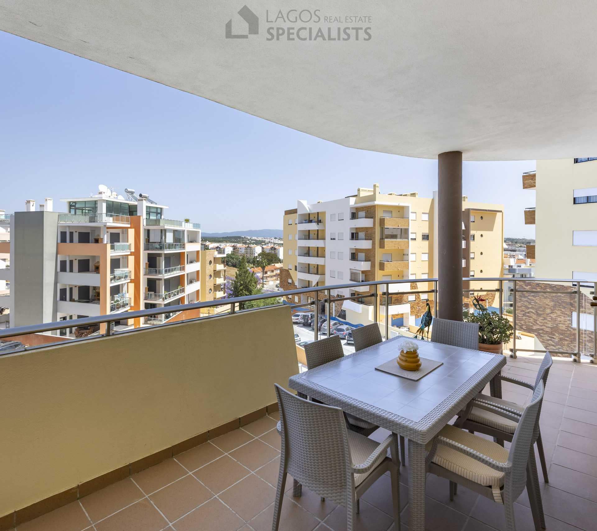 Common balcony and outside dining area